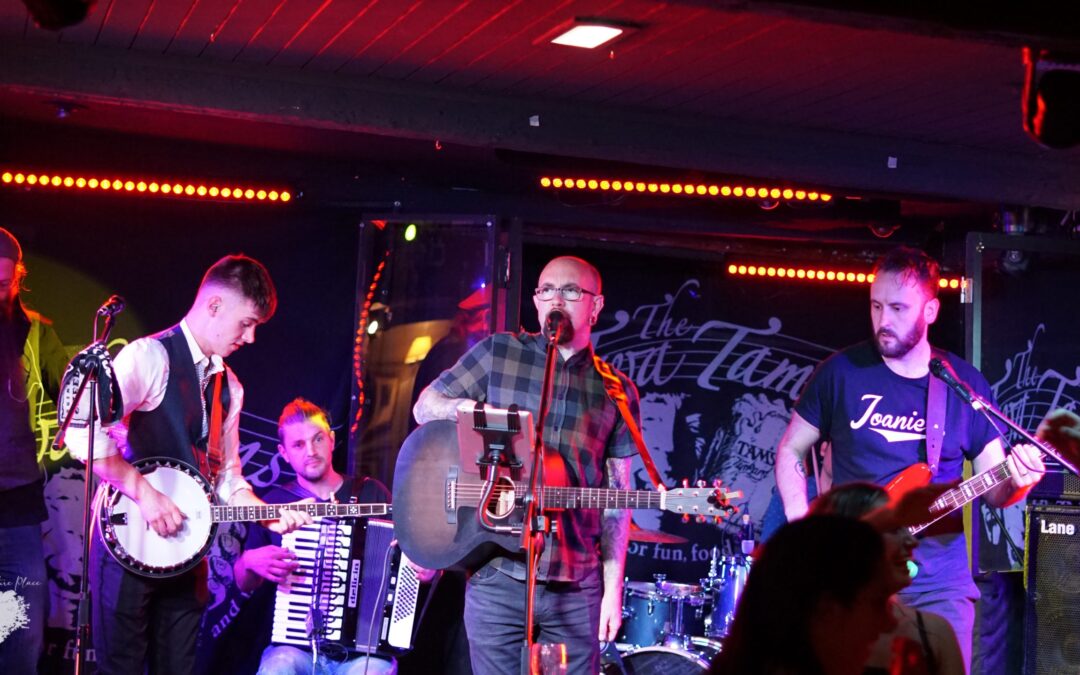 SCOOGZ & THE SESHON BAND